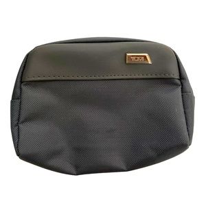 Tumi for Delta Make-up Case